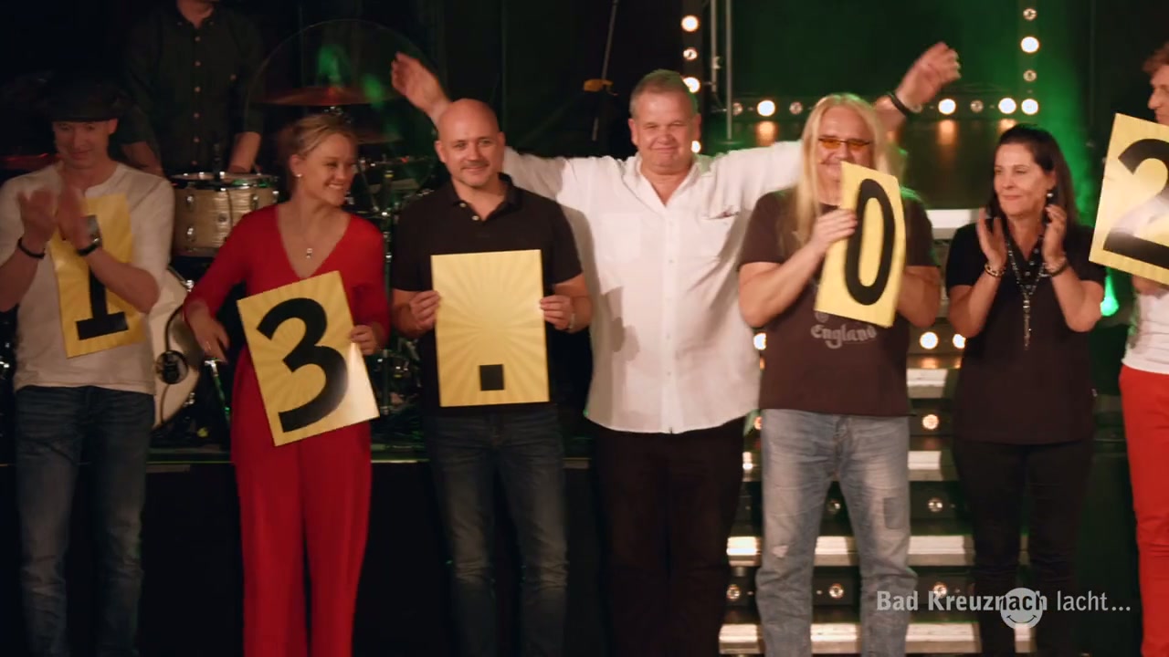 LACHEN FÜR DEN GUTEN ZWECK